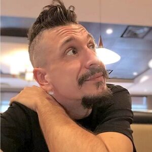 Meet your Posher, Mike